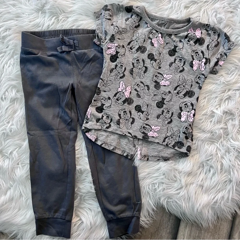 Girls 4T Outfit Bundle Minnie Mouse